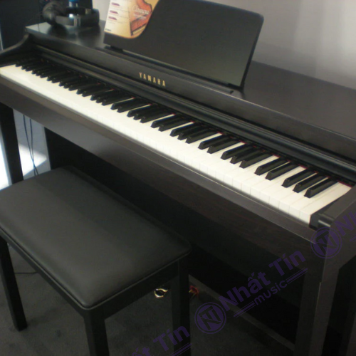 Đàn piano điện Yamaha CLP525