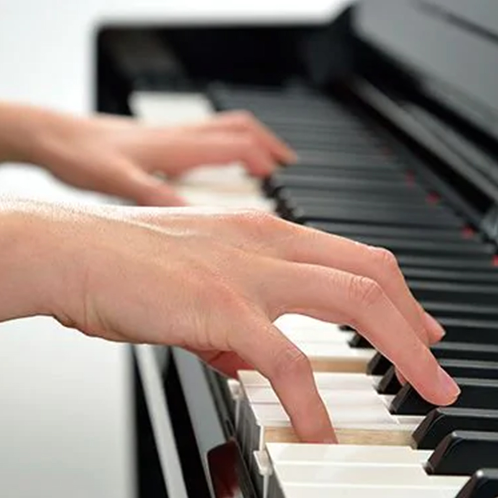 Piano điện Yamaha CLP745