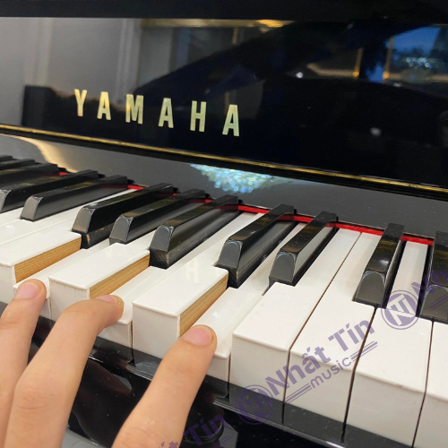 Đàn piano điện Yamaha DGP7