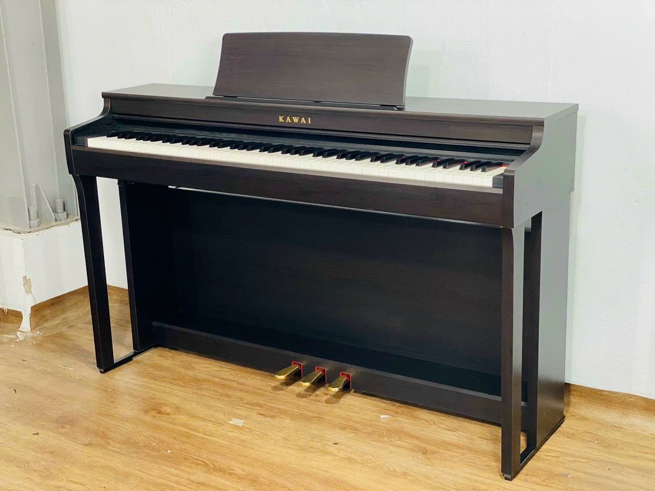 Đàn piano Kawai CN29