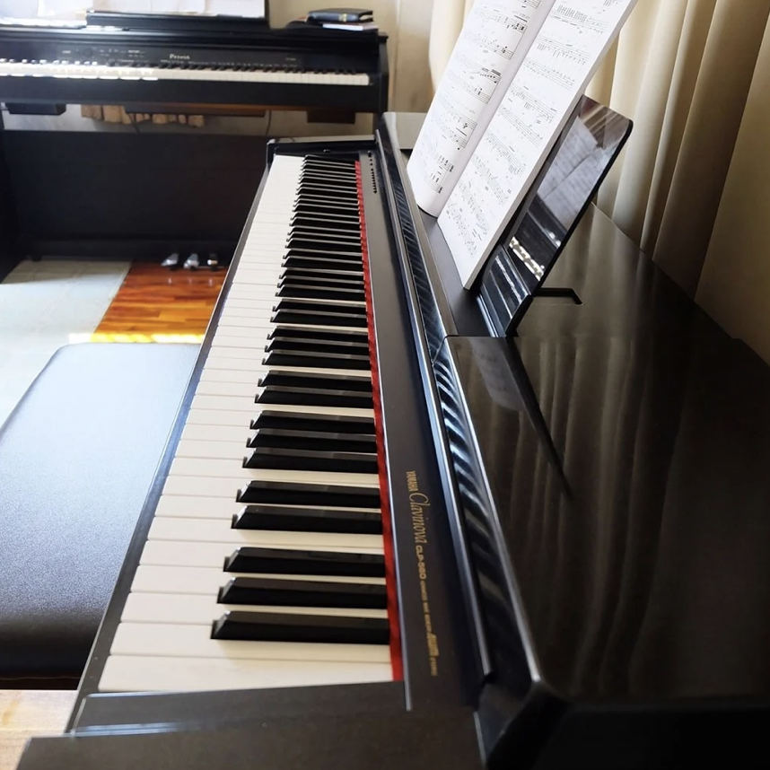 Đàn piano điện Yamaha CLP560