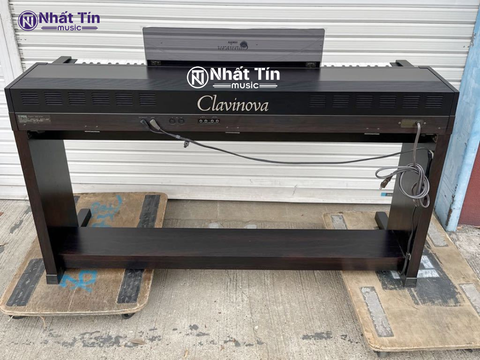 Đàn piano điện Yamaha CLP-300