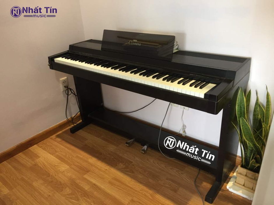 Đàn piano điện Yamaha CLP-300