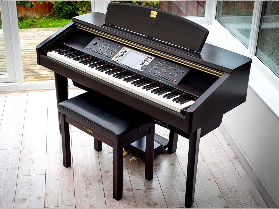 Piano điện Yamaha CVP 207