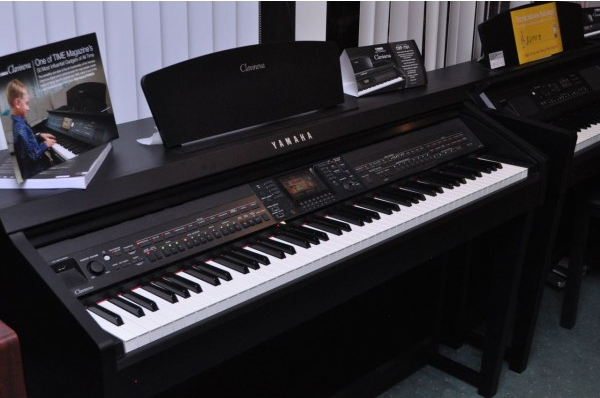 Piano điện Yamaha CVP 701