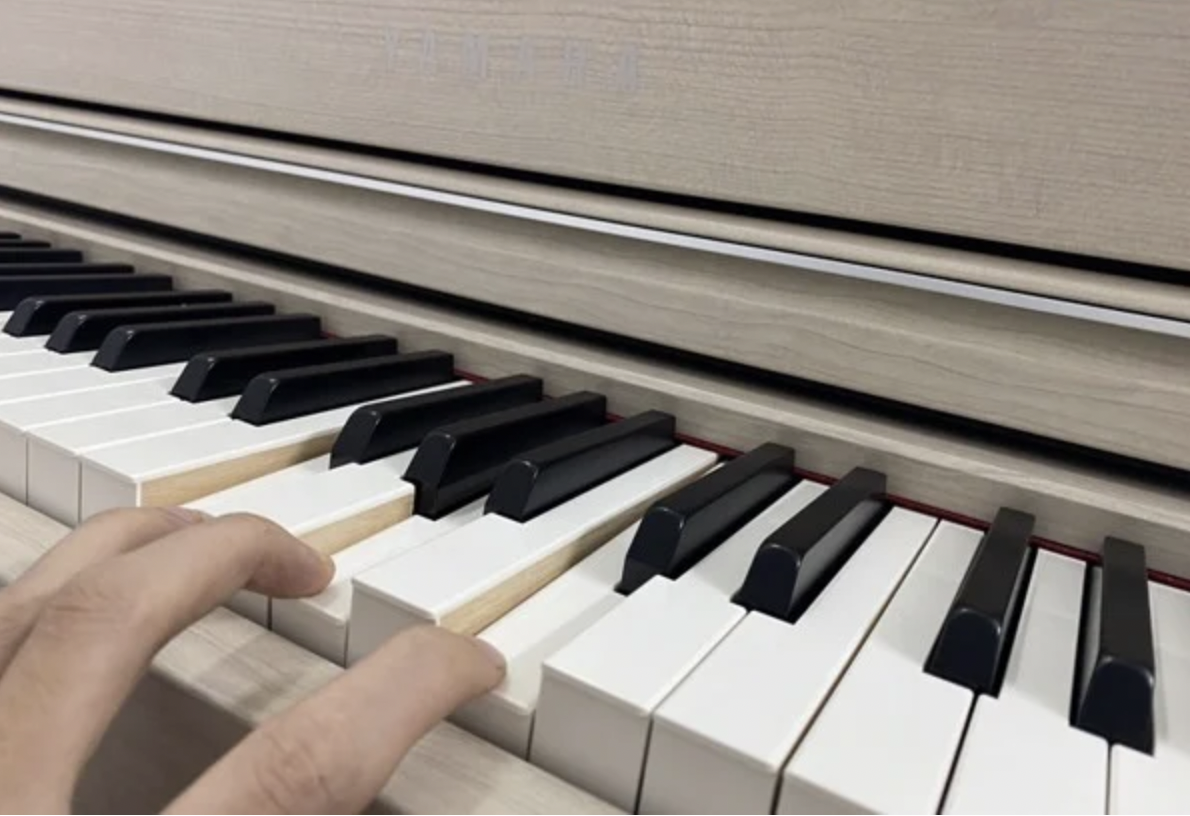 Cùng Piano Nhất Tín tìm hiểu về vẻ đẹp và sức mạnh của cây đàn CLP645WA