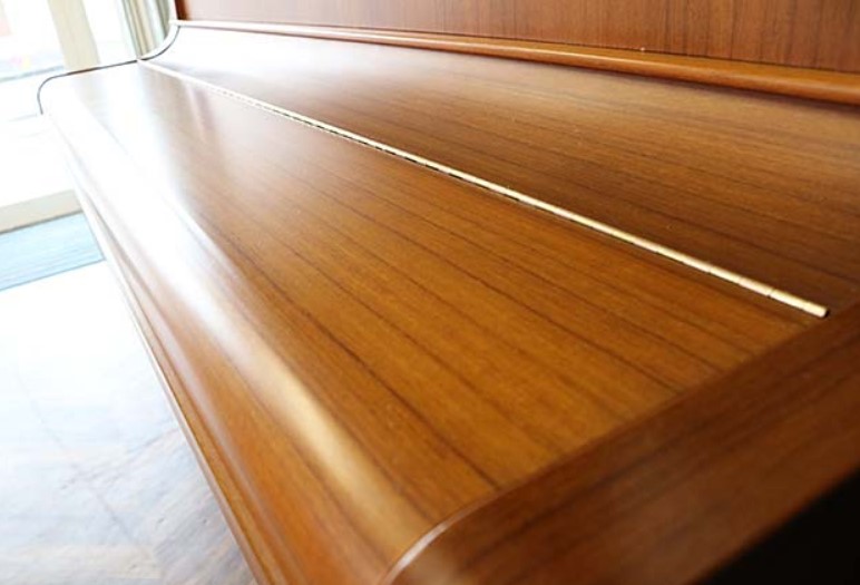 Đàn piano Upright Apollo A360 