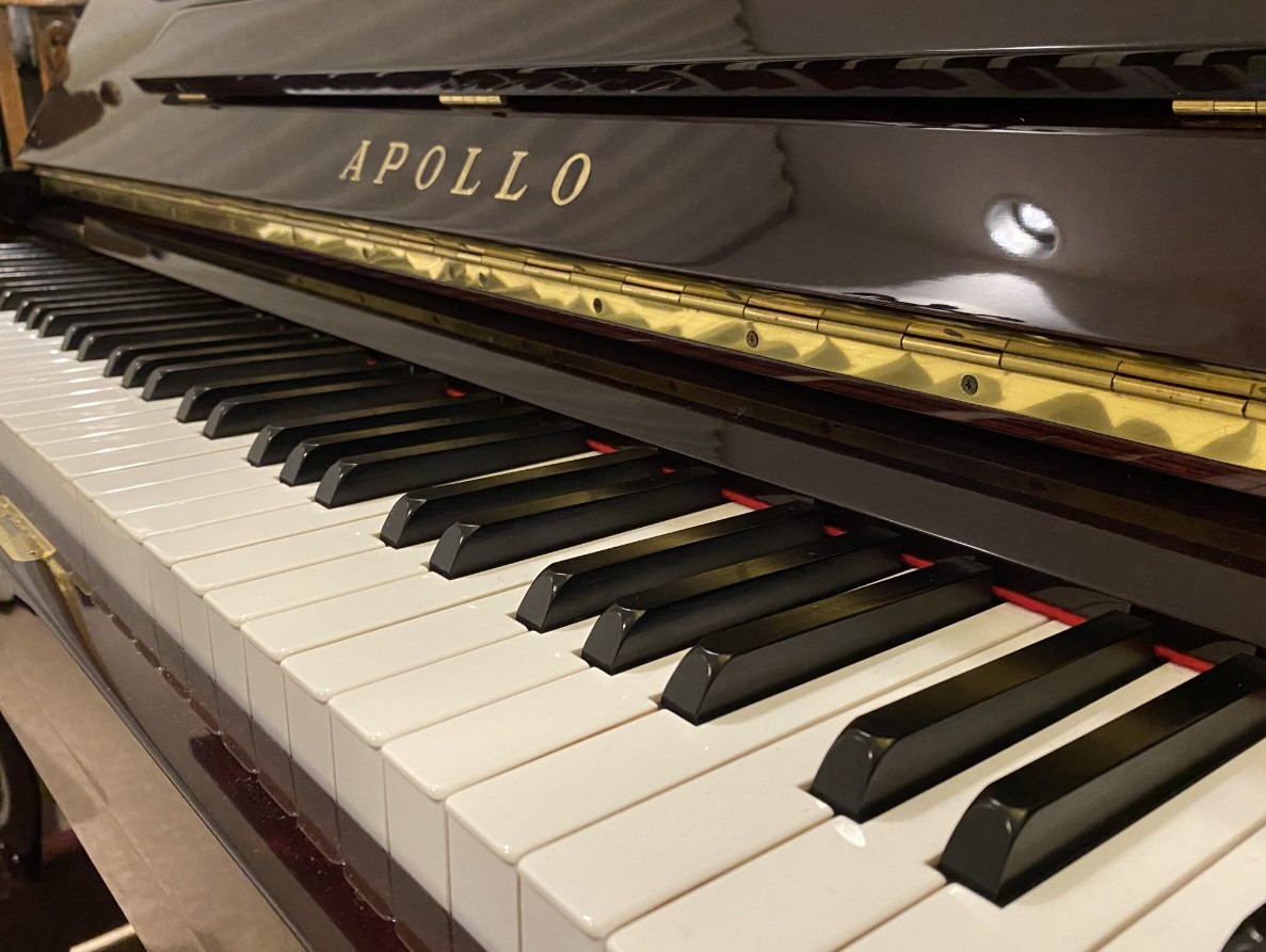 Đàn piano Upright Apollo AR78
