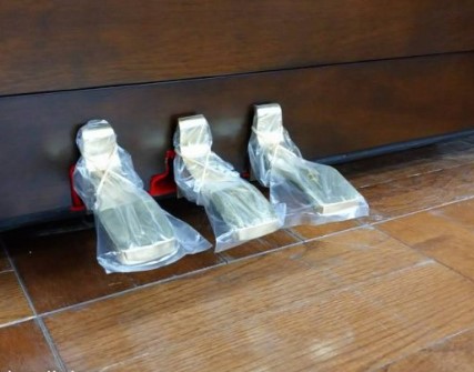 Đàn piano Upright Apollo RU33