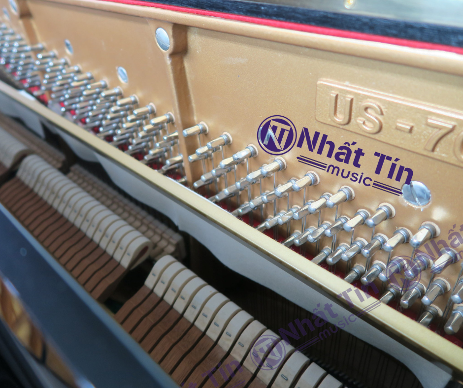 Đàn Piano cơ Kawai US70
