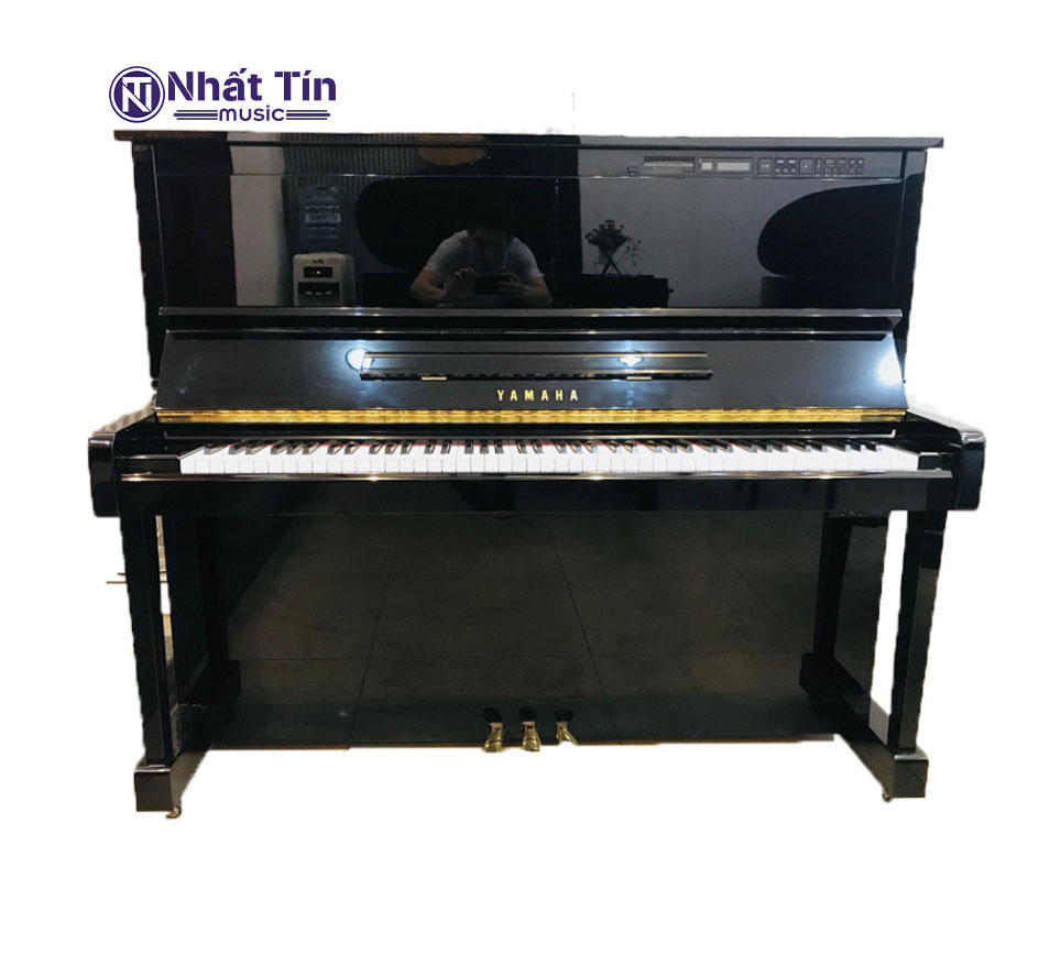 Đàn piano Yamaha MX101