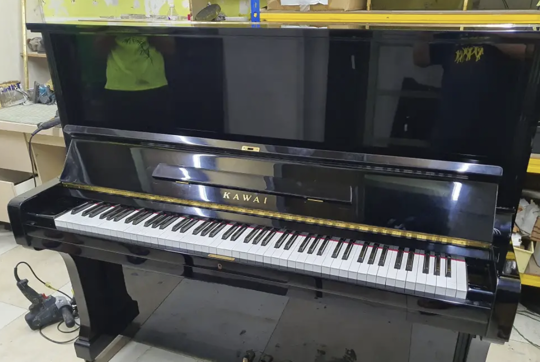 Đàn Piano cơ Kawai BL31