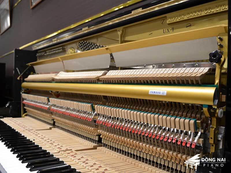 Đàn piano Yamaha UX1