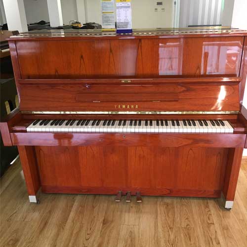 Đàn Piano Yamaha W104
