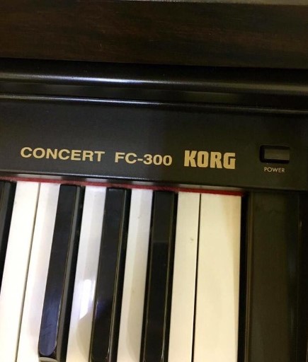 Đàn Piano Điện Korg FC300