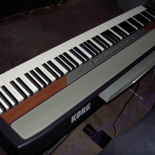 Đàn piano điện Korg SP 250