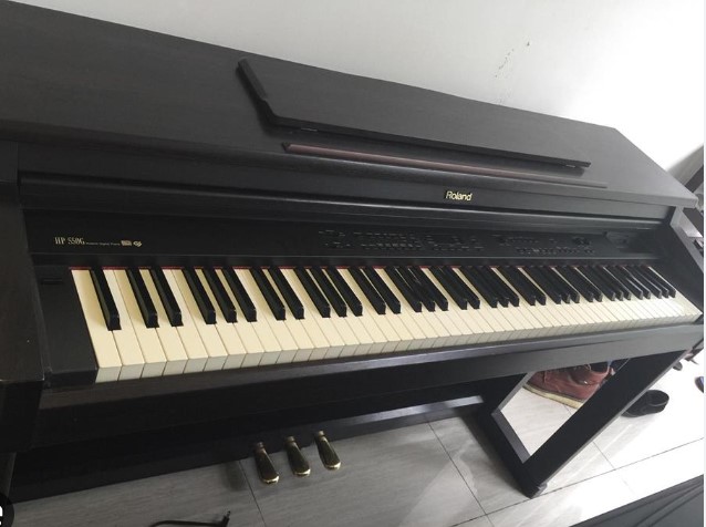 Đàn Piano Điện Roland HP550G