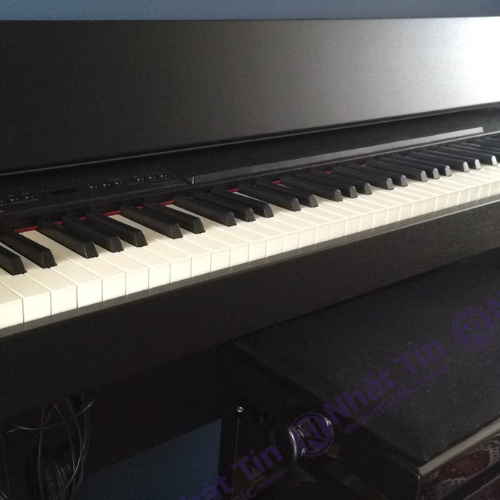 Đàn piano điện Roland F130 R