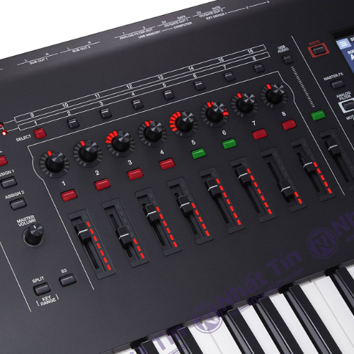 Đàn Roland Fantom06