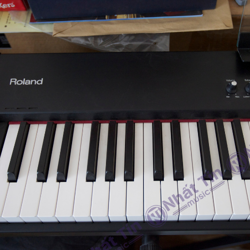 Đàn piano điện Roland FP4