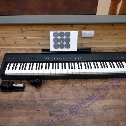 Đàn piano điện Roland FP50