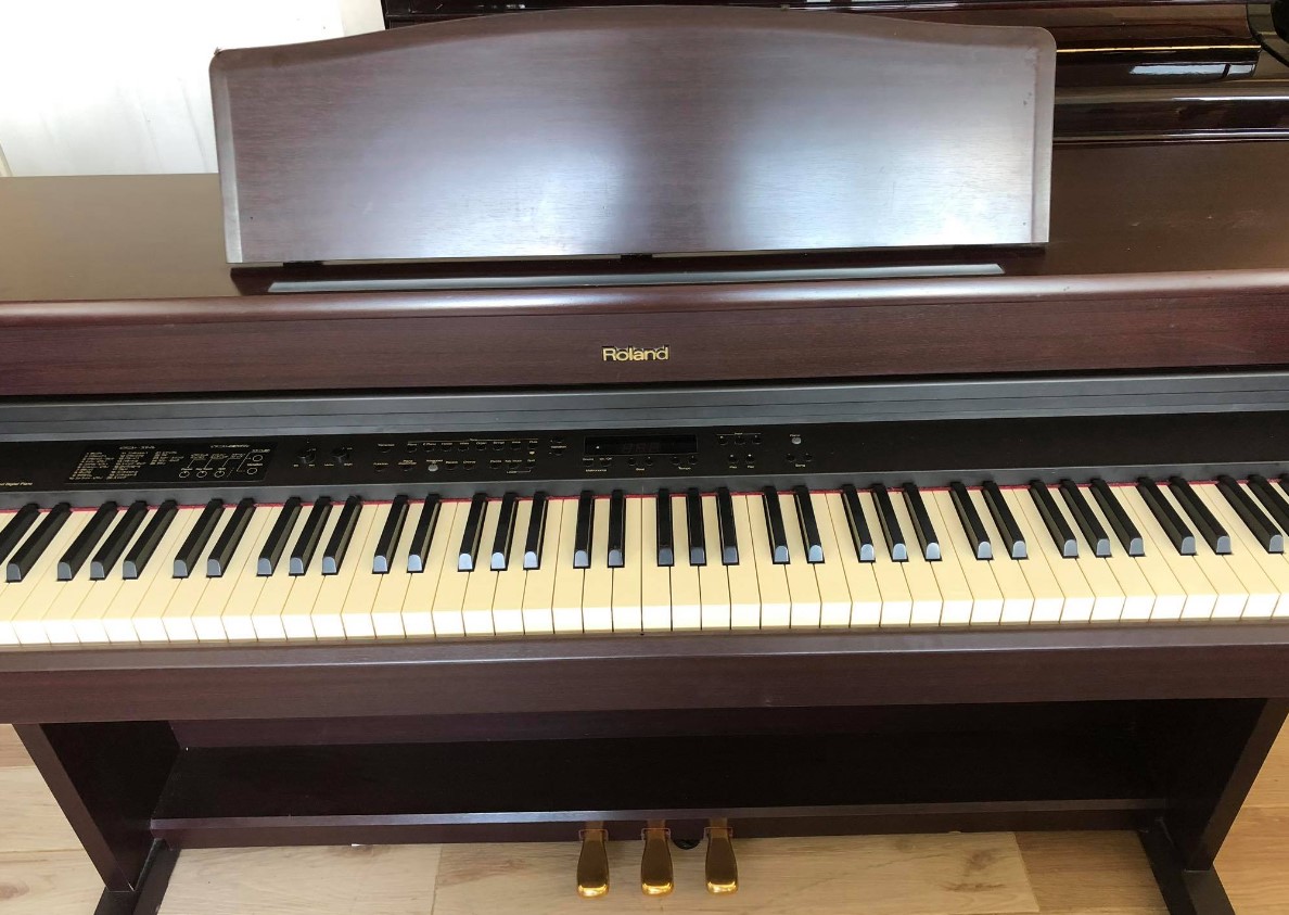 Đàn Piano Điện Roland HP337