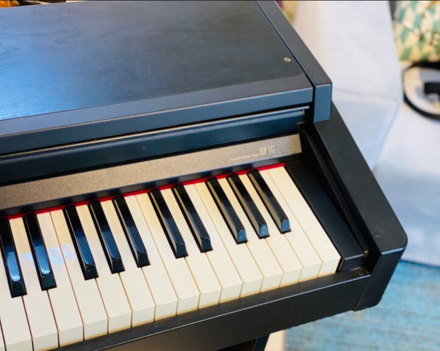 Đàn Piano Điện Roland HP-147