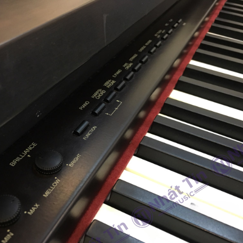 Đàn piano điện Roland HP1300