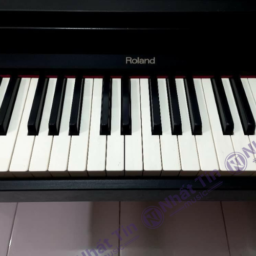 Đàn piano điện Roland HP145