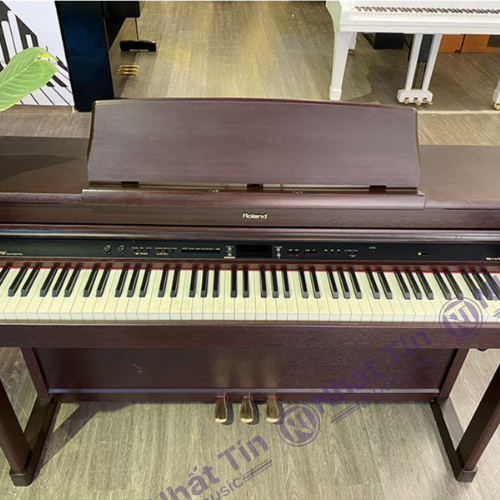 Đàn piano điện Roland HP207