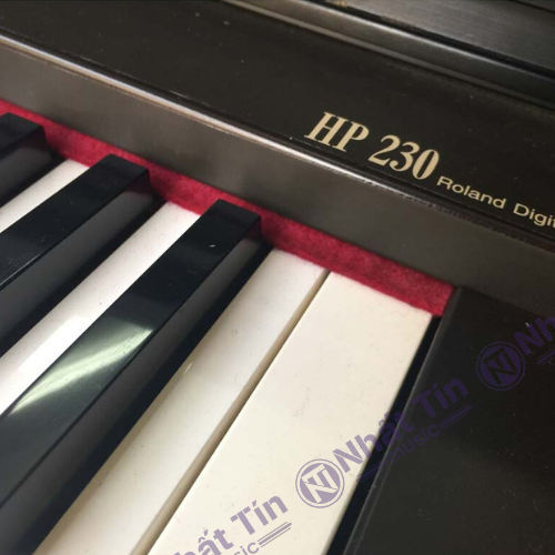 Đàn piano điện Roland HP230