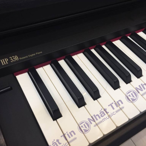 Đàn piano điện Roland HP330