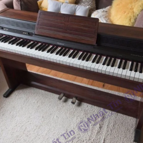 Đàn piano điện Roland HP4500