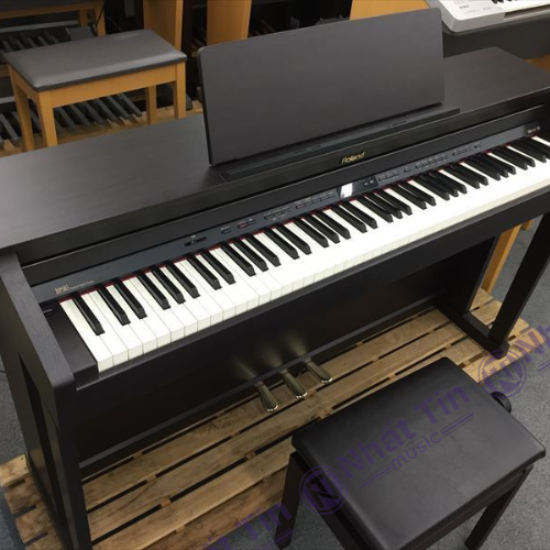 Đàn piano điện Roland HP503