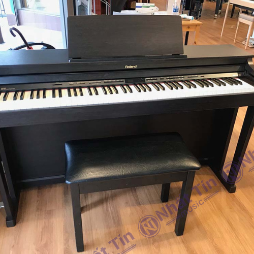 Đàn piano điện Roland HP503