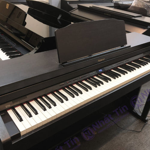 Đàn piano điện Roland HP504