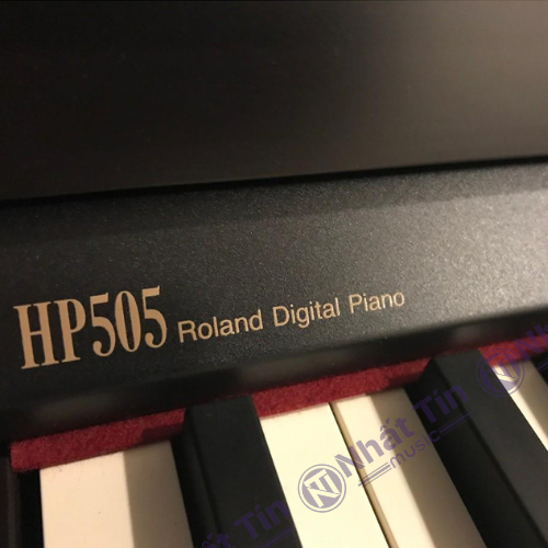 Đàn piano điện Roland HP505