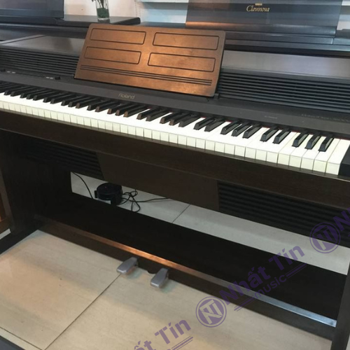 Đàn piano điện Roland HP5600