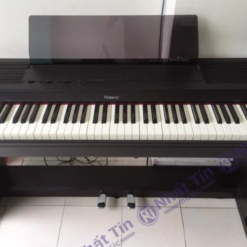Đàn piano điện Roland HP800