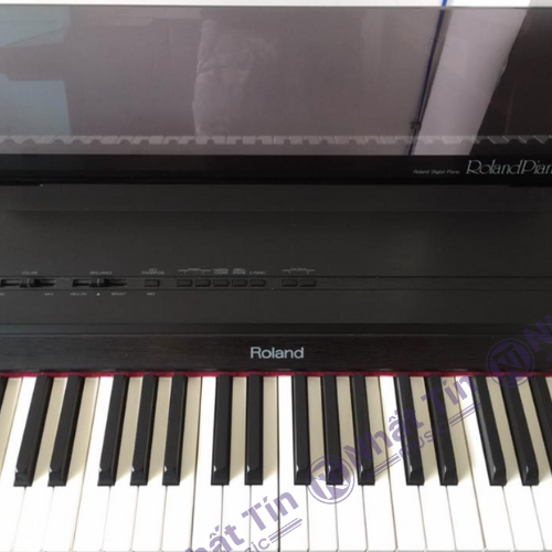 Đàn piano điện Roland HP800