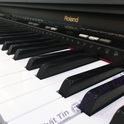 Đàn piano điện Roland KR370