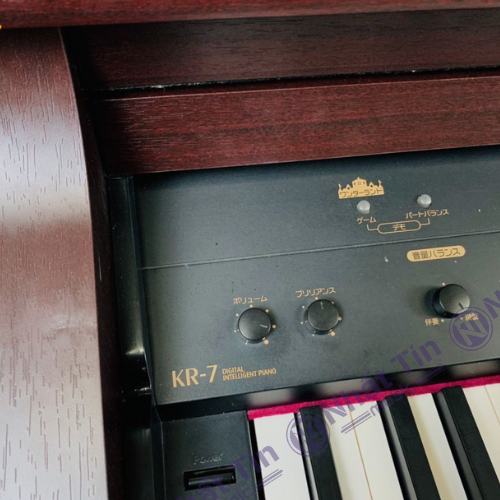 Đàn piano điện Roland KR7