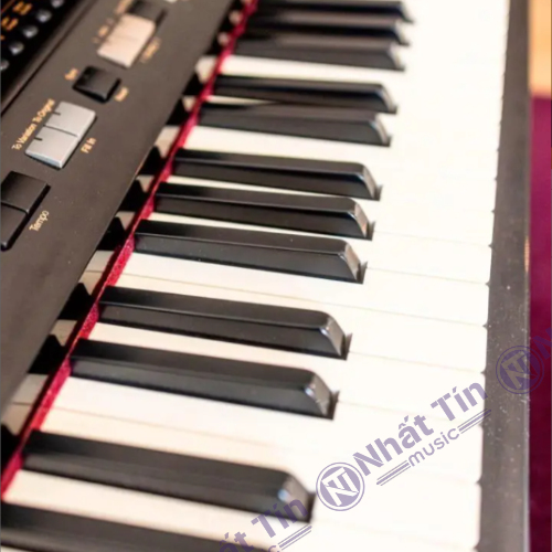 Đàn piano điện Roland KR977