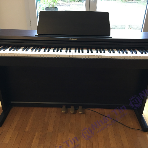 Đàn piano điện Roland RP101
